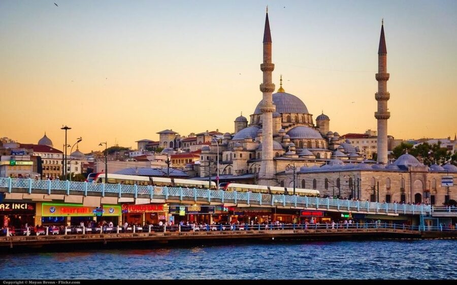 Istanbul: Private City Highlights Guided Tour - Walking, transport, and pace