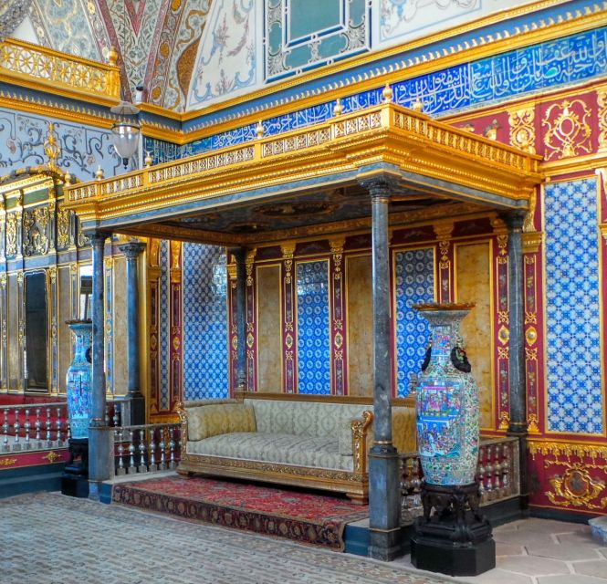 Istanbul: Private Guided Tour - Topkapi Palace needs your attention
