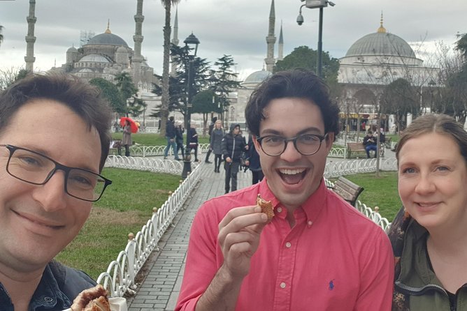 Istanbul Private Guided Tour for Layover Flight. Transfer incl. - Airport pickup and the 45 to 60 minute ride