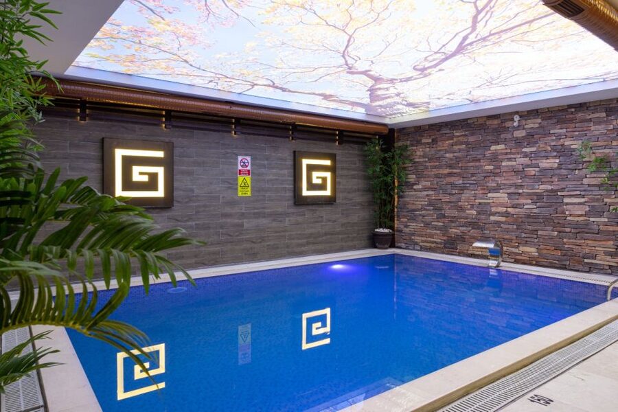 Istanbul: Private Turkish Bath, Massage, and Pool in Taksim - Entering the spa at the Grand Hotel de Pera