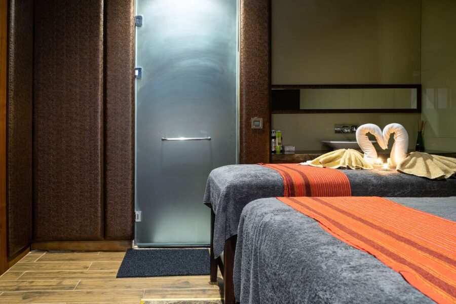 Istanbul: Private Turkish Bath, Massage, and Pool in Taksim - How long should you allow?