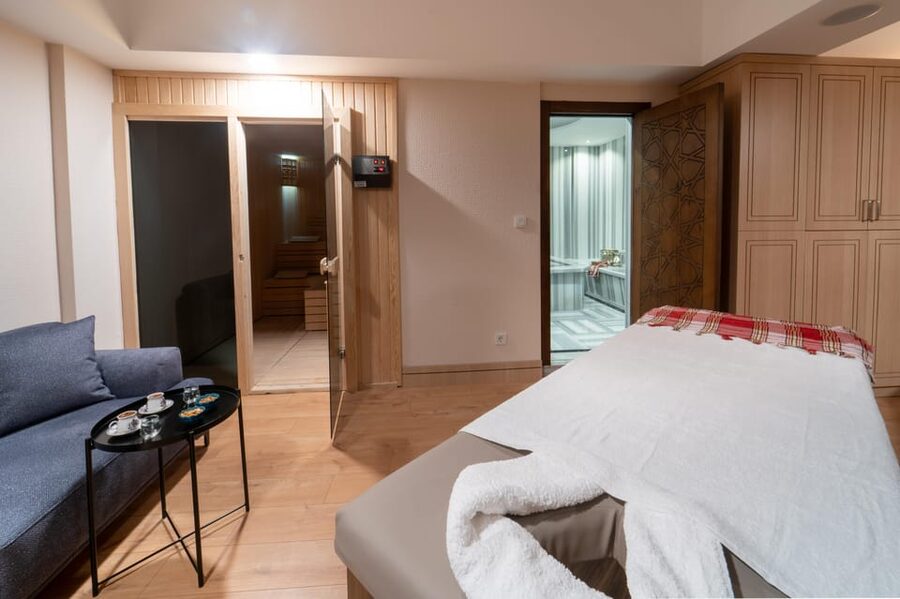 Istanbul: Public, Private or VIP Hammam & Spa in Old City - How traditional is the ritual?