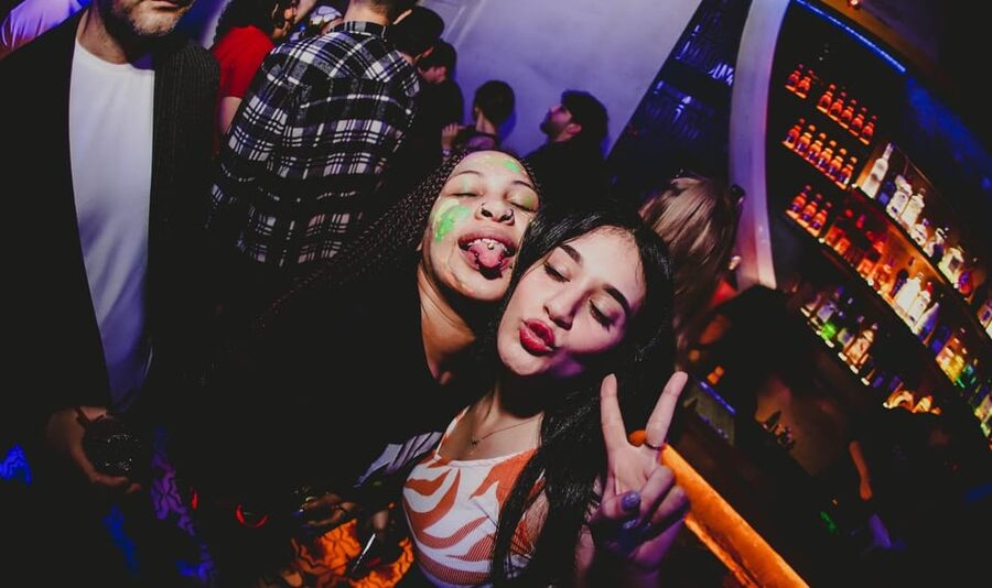 Istanbul: Rooftop Pub Crawl with Party Bus - Three rooftop clubs with different moods