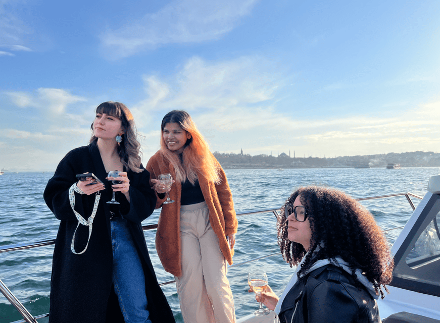 Istanbul: Small Group Yacht Tour with Unlimited Wine - Sunset, music, and the easygoing mood