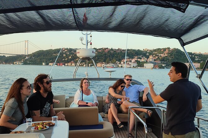 Istanbul Sunset Cruise on Luxury Yacht - Guided Group Cruise - Beylerbeyi, Üsküdar, and the Maiden’s Tower