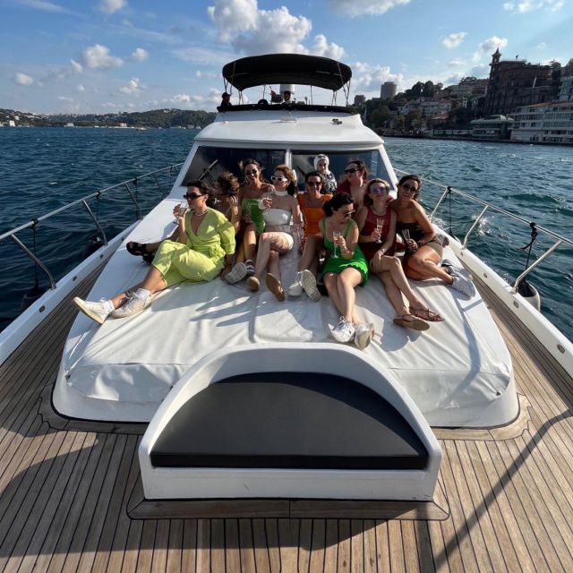 Istanbul: Sunset or Day Small-Group Yacht Cruise with Snacks - Why the Bosphorus is the right place to see Istanbul