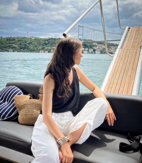 Istanbul: Sunset or Day Small-Group Yacht Cruise with Snacks - Bebek and Kuleli: quieter Bosphorus scenery