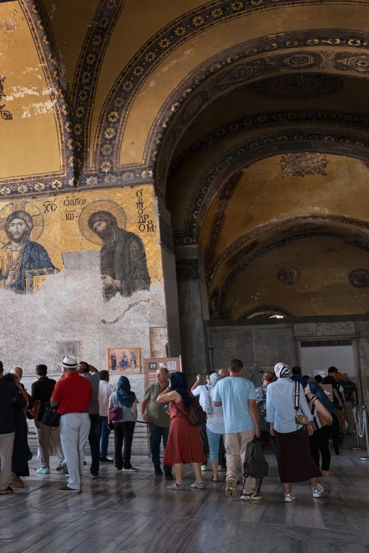 Istanbul: Topkapi, Hagia Sophia and Basilica Cistern Tour - Topkapi Palace and the Harem