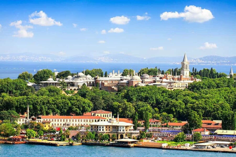 Istanbul: Topkapi Palace & Harem Tour Skip-the-Line Ticket - Timing, meeting point, and practical details