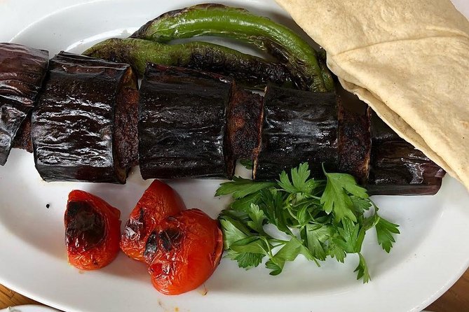 Istanbul Traditional Food Tour with Dinner on Off-Touristy-Path - Kadıköy market: the evening’s biggest food stretch