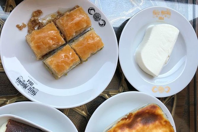 Istanbul Traditional Food Tour with Dinner on Off-Touristy-Path - Starting at Karaköy Pier and crossing the Bosphorus