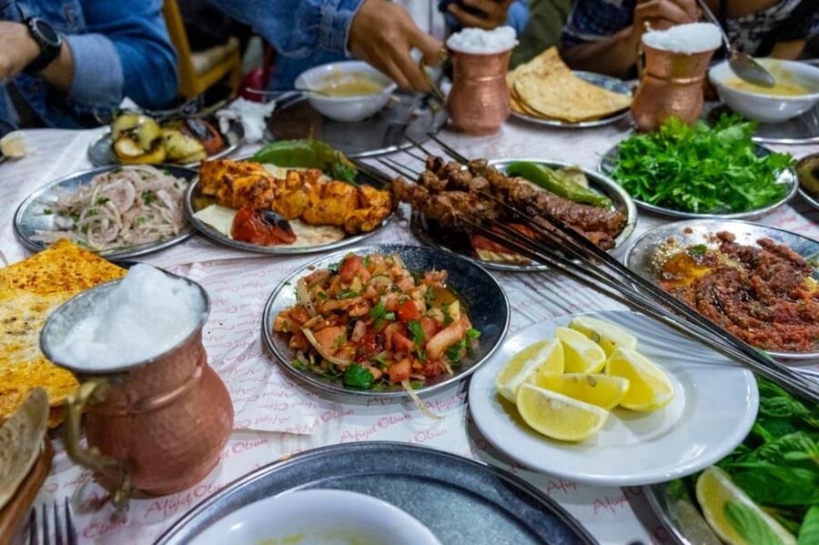 Istanbul: Turkish Food Night and Rooftop Experience - Transfers make three stops possible in three hours