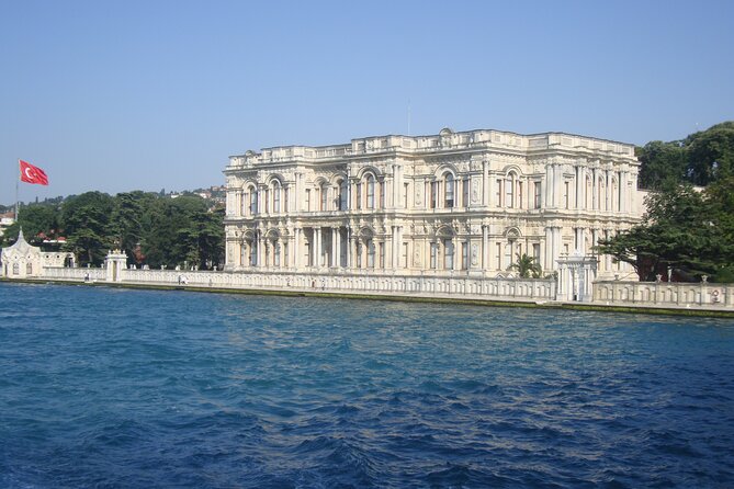 Istanbul Two Continents Tour By Bus And Bosphorus Cruise - Who should book this Istanbul tour?