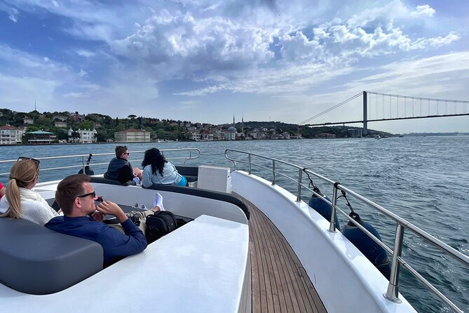 Luxury Bosphorus Yacht Cruise – Stopover in Asian Side - Timing, weather, and comfort tips