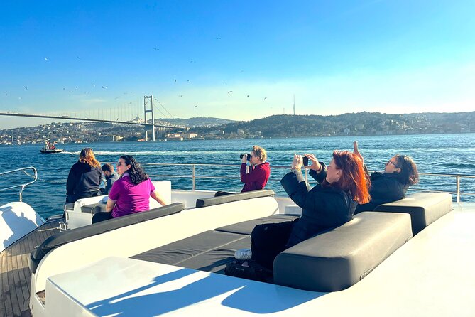 Luxury Bosphorus Yacht Tour – Asian Side Stop & Exploration - Starting at Kabataş and settling into the yacht