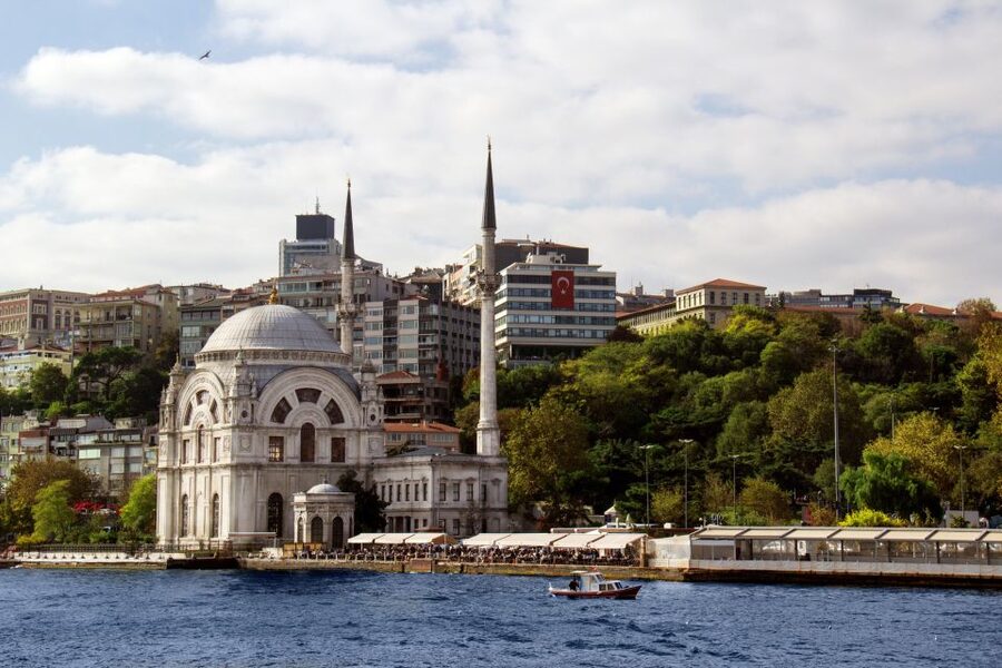Morning Bosphorus Cruise and Spice Bazaar - Starting at the Egyptian Spice Bazaar