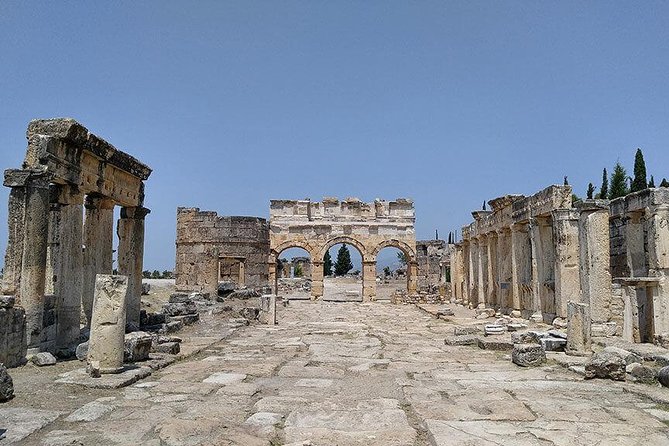 Pamukkale and Hierapolis Daily Tour From Antalya - Leaving Antalya and stopping in Korkuteli