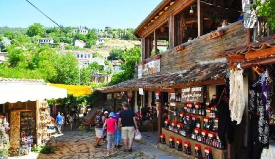 Private Sirince Village Tour From Kusadasi Port Cruiser Only - The guides and the pace of the day