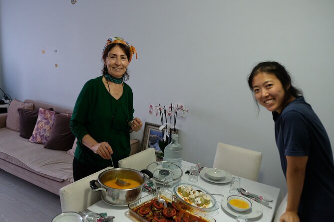Private Turkish Cuisine Cooking Class with Local Moms - Cooking in a Beşiktaş apartment