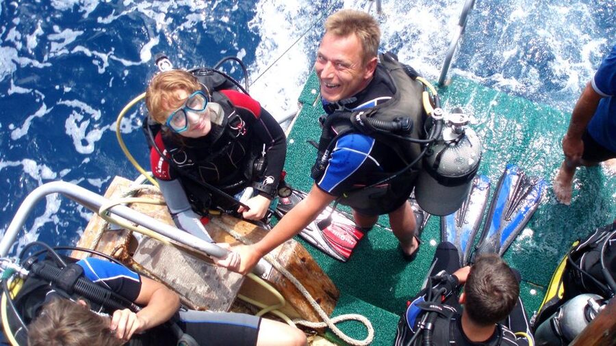 Scuba Diving Tour with Transfer From Alanya and city of Side - Certified participants may want to set expectations