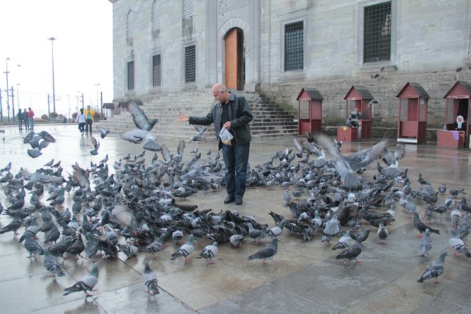 Small Group Full-Day Istanbul: Old City, Bosphorus Cruise & Lunch - Spice Bazaar brings the flavors