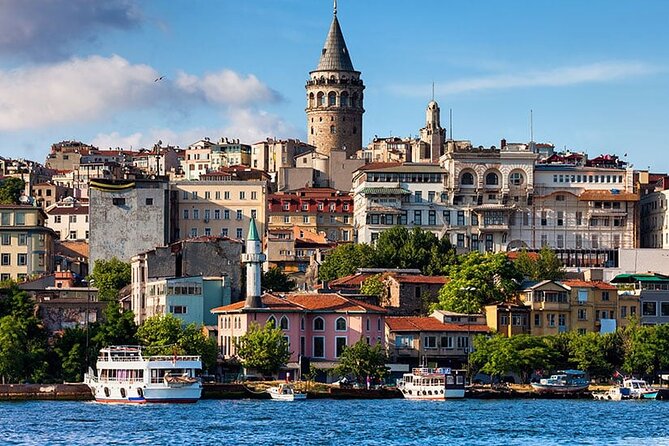 Sunset Cruise with Stop along Asia: Discover Istanbul's Bosphorus - Maiden’s Tower, Topkapı, and the historic peninsula