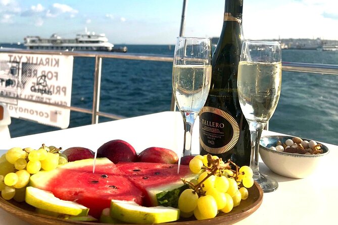 Sunset or Daytime Istanbul Guided Luxury Yacht Cruise with Snacks - Sunset timing makes the difference
