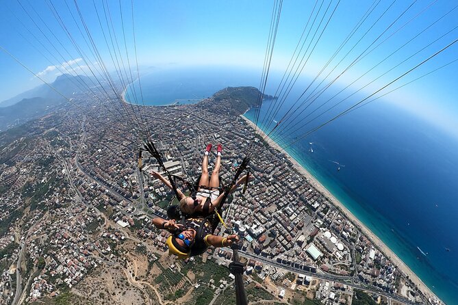 Tandem Paragliding in Alanya, Antalya Turkey with a Licensed Guide - Floating over the castle and coast