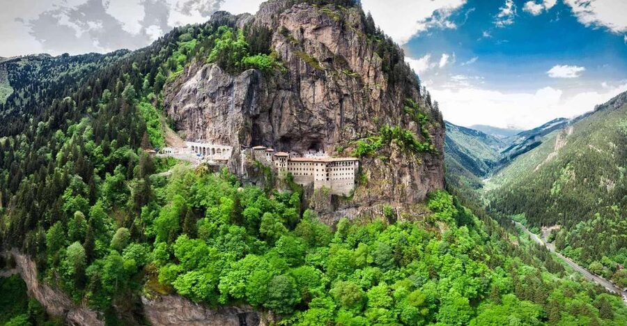 Trabzon: Sümela Monastery, Cave, and Hamsiköy Daily Tour - Why Sümela Monastery is worth the effort